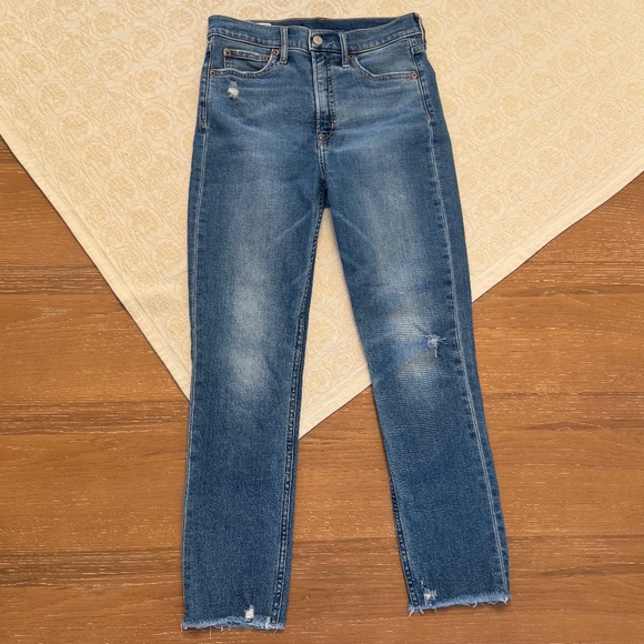 GAP Straight Leg High Rise Jeans - Size 27 | Like New - Picture 1 of 7
